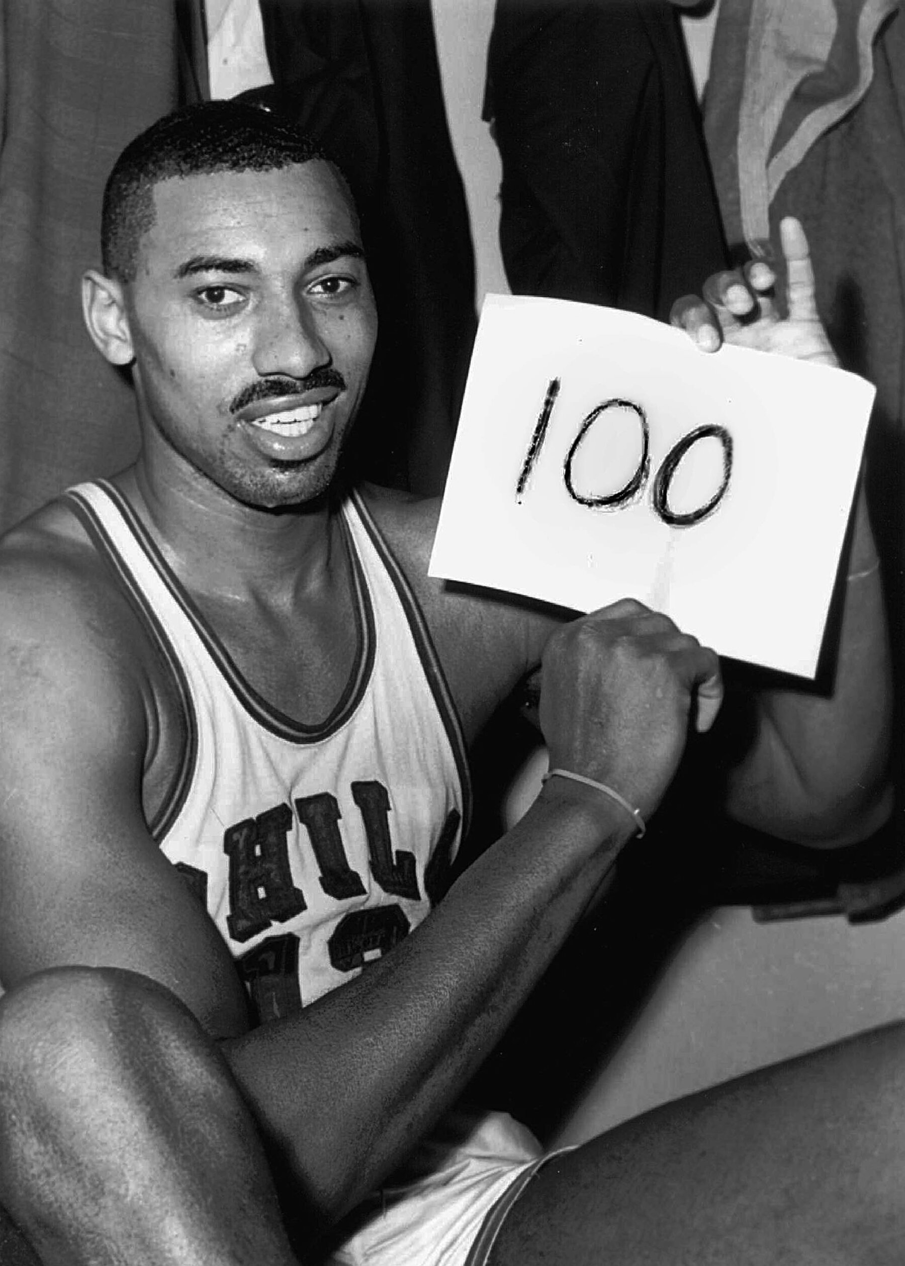 02nba-wilt4a-mobileMasterAt3x.jpg