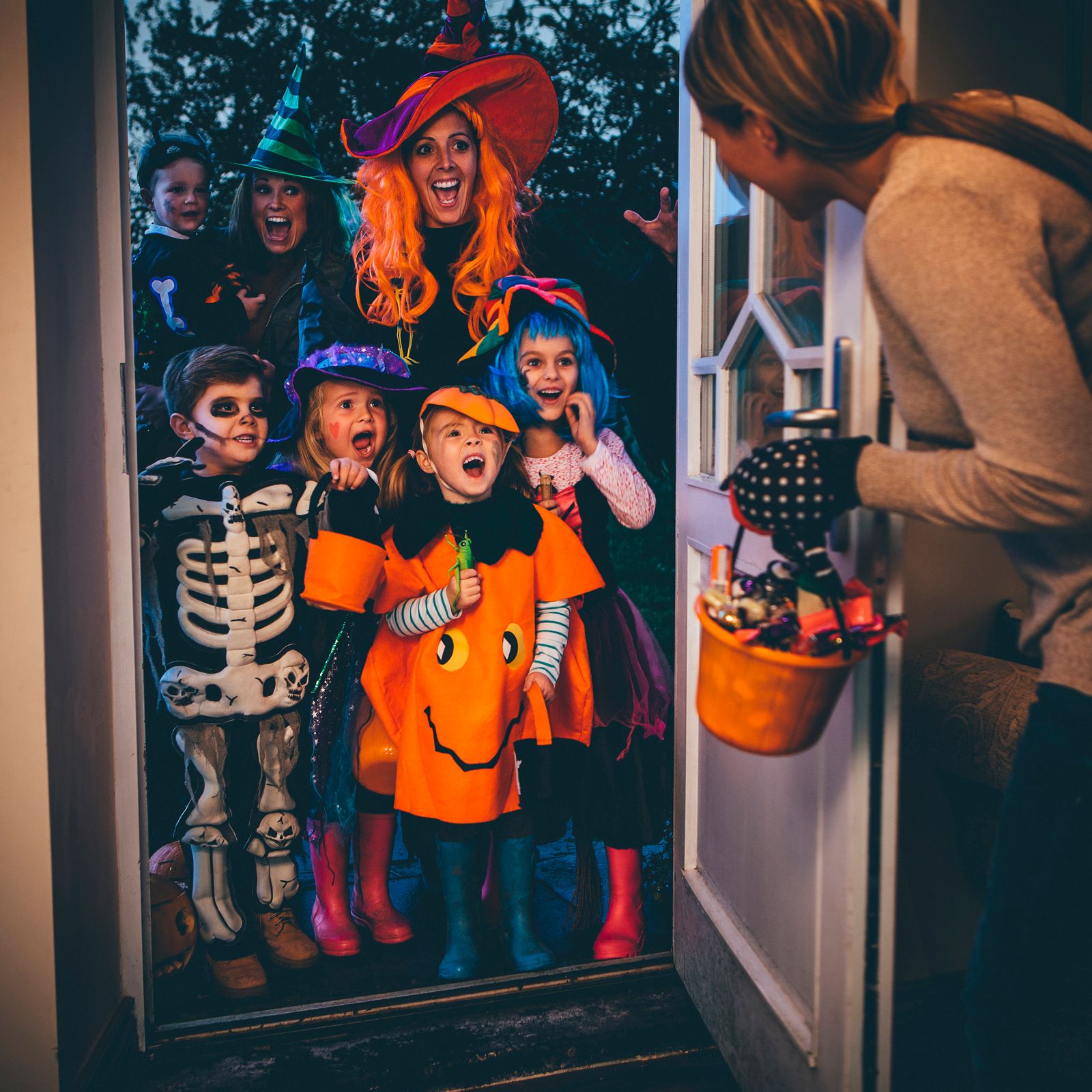 Halloween-children-trick-or-treat-costumes.jpg